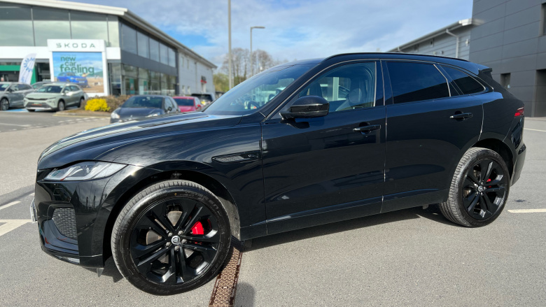 Jaguar F-Pace 2.0 D200 R-Dynamic HSE Black 5dr Auto AWD Diesel Estate